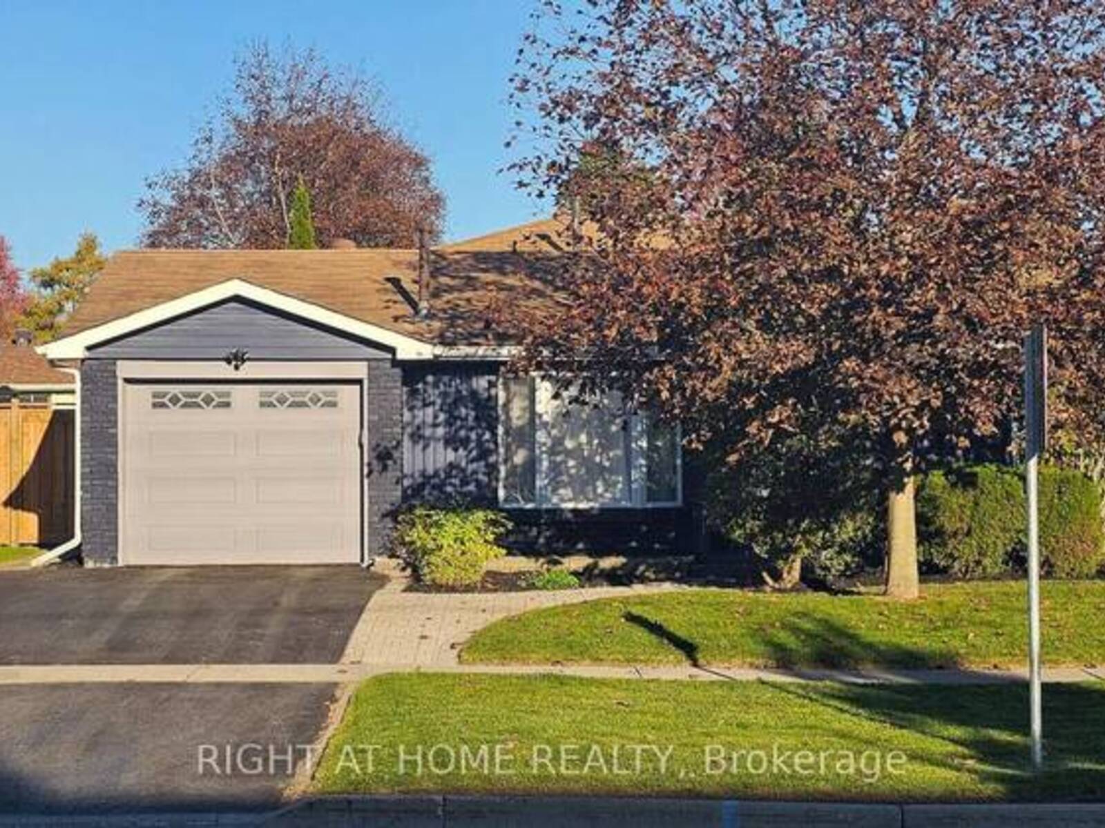 47 SIMPSON AVENUE, Clarington, Ontario L1C 3M5