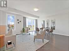 17 HAMMERSMITH LANE | Markham Ontario | Slide Image Three