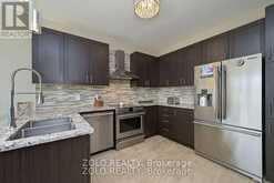 69 WALKER BOULEVARD | Alliston Ontario | Slide Image Thirteen