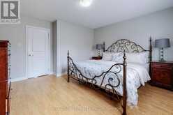 14 STOOKES CRESCENT | Richmond Hill Ontario | Slide Image Seventeen