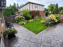 15 PINE RIDGE LANE | Brampton Ontario | Slide Image Thirty-one