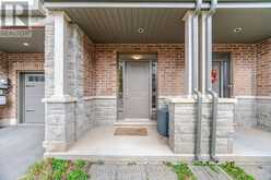 1 RIDGESIDE LANE | Hamilton Ontario | Slide Image Four