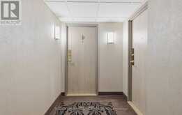 1112 - 40 HARDING BOULEVARD W | Richmond Hill Ontario | Slide Image Six