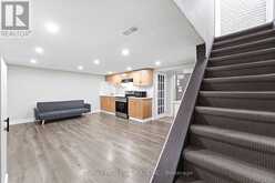 46 LILACSIDE DRIVE | Hamilton Ontario | Slide Image Seventeen