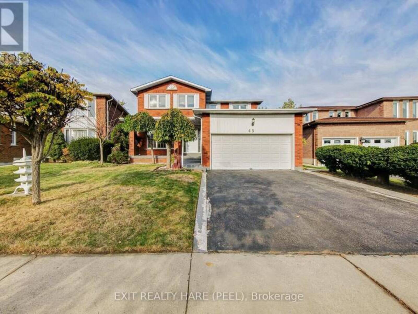 45 MOSSBANK DRIVE, Brampton, Ontario L6W 3Y9