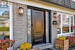 454 ALPER STREET | Richmond Hill Ontario | Slide Image Four