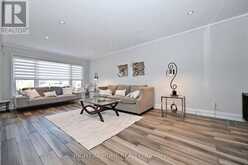 454 ALPER STREET | Richmond Hill Ontario | Slide Image Six