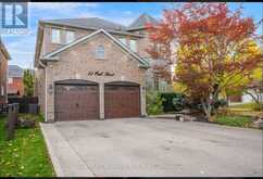 11 OAK STREET | Halton Hills Ontario | Slide Image Five
