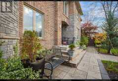 11 OAK STREET | Halton Hills Ontario | Slide Image Seven