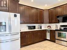 99 ROCKLAND CRESCENT | Whitby Ontario | Slide Image Eight