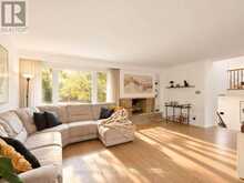 18 CASTLEDENE CRESCENT | Toronto Ontario | Slide Image Eight