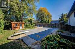 401 SWINBURNE ROAD | Burlington Ontario | Slide Image Forty