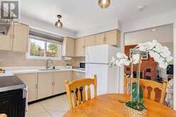23 SHEPMORE TERRACE | Toronto Ontario | Slide Image Thirteen