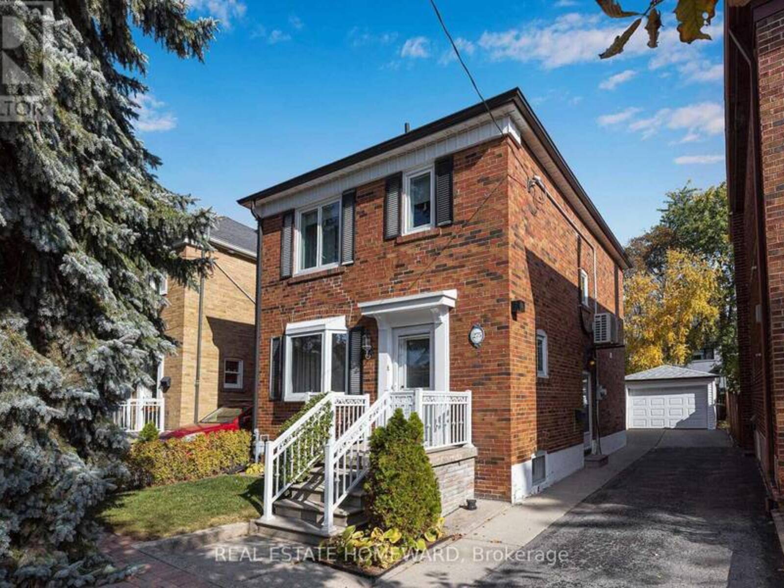 275 BLANTYRE AVENUE, Toronto, Ontario M1N 2S2