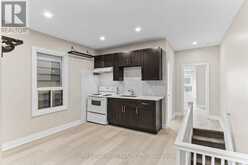 20 KELVIN AVENUE | Toronto Ontario | Slide Image Fifteen