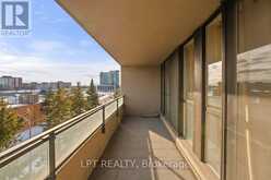 521 - 32 CLARISSA DRIVE | Richmond Hill Ontario | Slide Image Sixteen