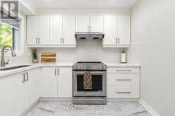 30 MORNINGDEW CRESCENT | Brampton Ontario | Slide Image Nineteen