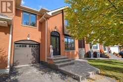 30 MORNINGDEW CRESCENT | Brampton Ontario | Slide Image Two