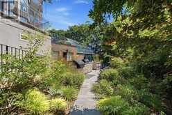 302 - 1903 PILGRIMS WAY | Oakville Ontario | Slide Image Nineteen