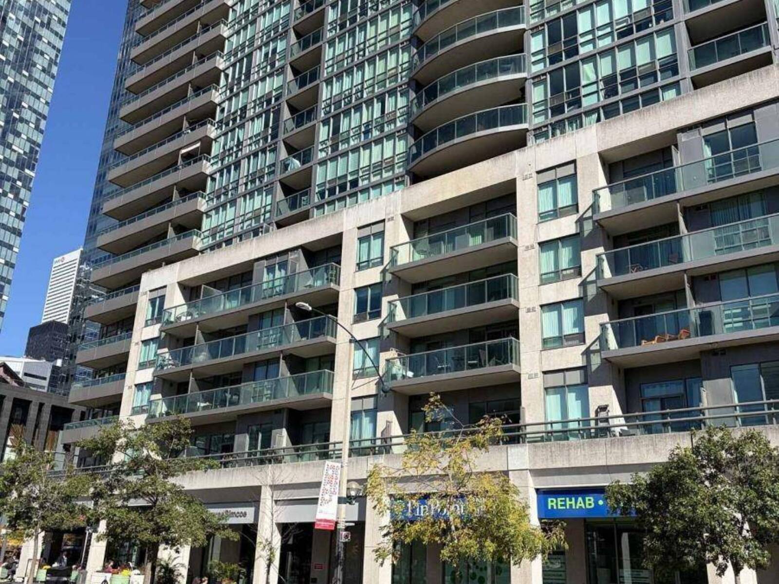 605 - 51 LOWER SIMCOE STREET, Toronto, Ontario M5J 3A2