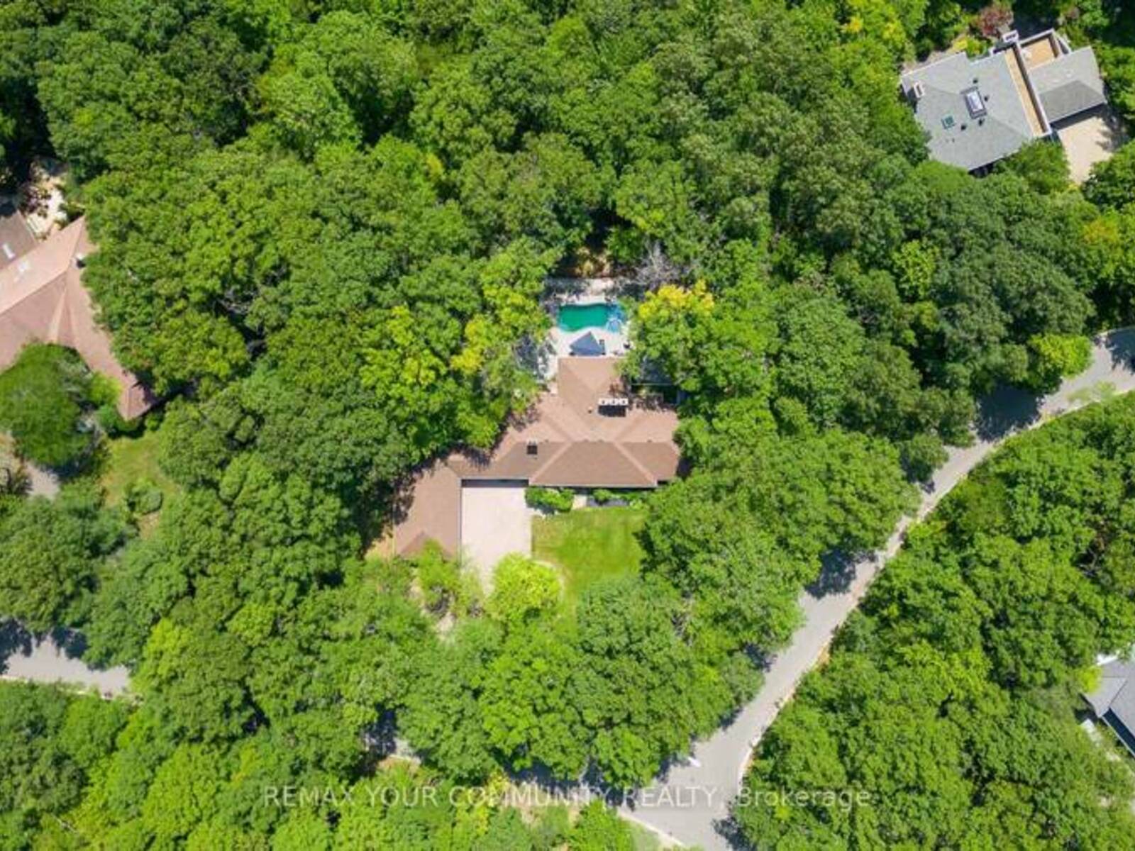 76 TRAILWOOD CRESCENT, Richmond Hill, Ontario L4E 3L9