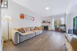 44 TRISH DRIVE | Richmond Hill Ontario | Slide Image Twelve