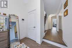 44 TRISH DRIVE | Richmond Hill Ontario | Slide Image Four