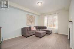 4 HICKLING LANE | Ajax Ontario | Slide Image Twelve
