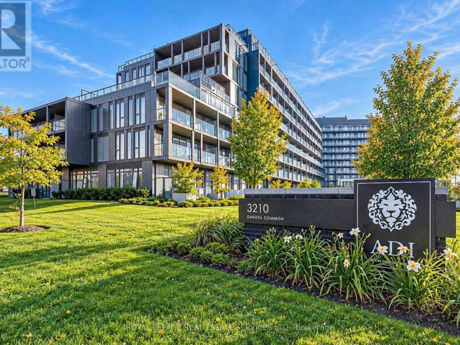 A501 - 3210 DAKOTA COMMON, Burlington, Ontario L7M 2A8