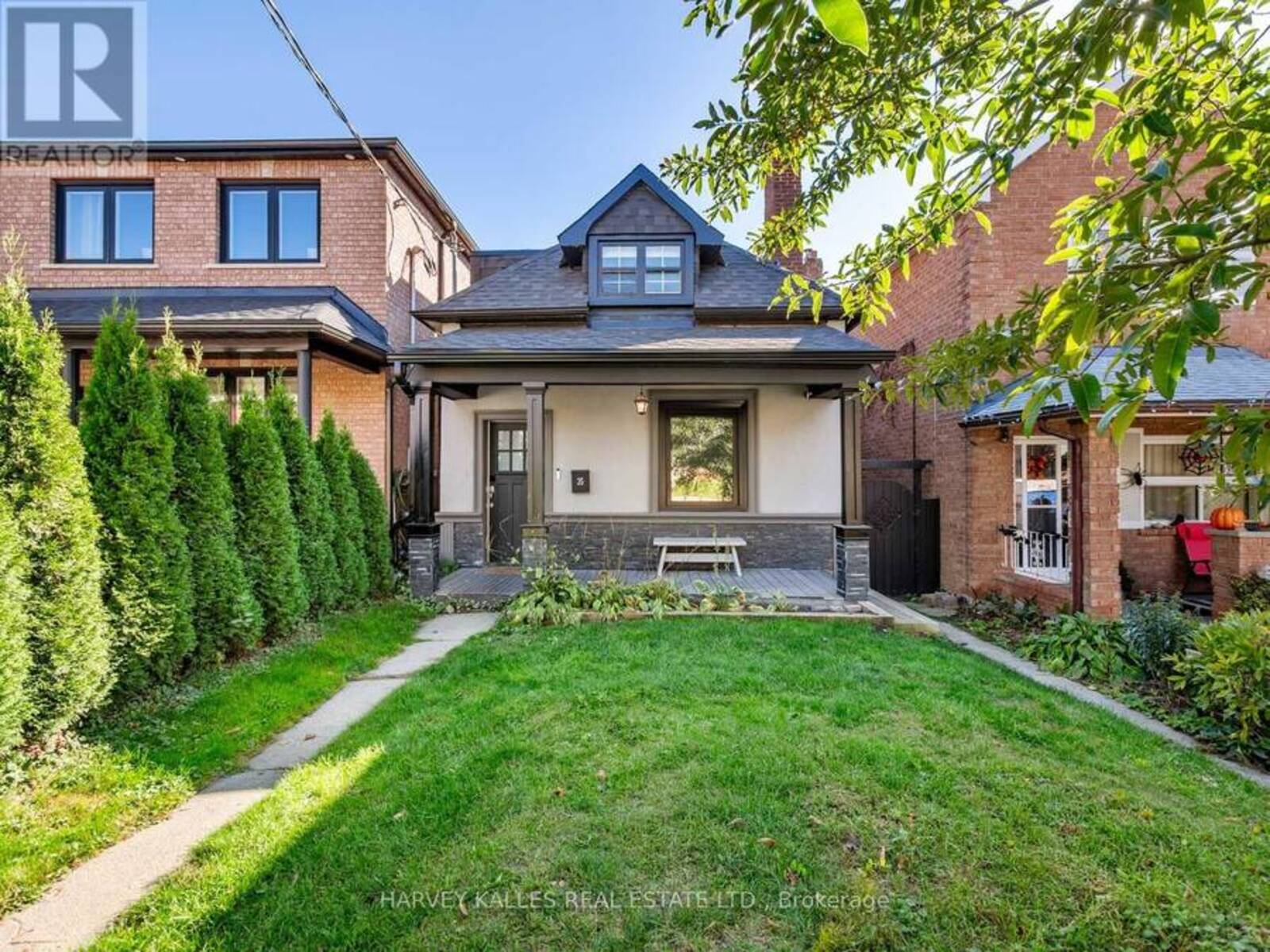 35 DYNEVOR ROAD, Toronto, Ontario M6E 3W7
