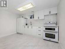 873 SIXTH STREET | Mississauga Ontario | Slide Image Eighteen