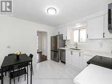 873 SIXTH STREET | Mississauga Ontario | Slide Image Nine
