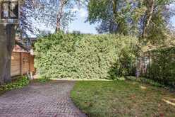 40 TEDDINGTON PK AVENUE | Toronto Ontario | Slide Image Twelve