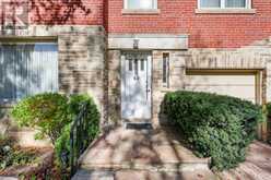 40 TEDDINGTON PK AVENUE | Toronto Ontario | Slide Image Four