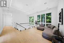 193 BEECHWOOD CRESCENT | Newmarket Ontario | Slide Image Eighteen