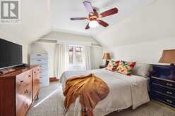 232 JOHN STREET | Toronto Ontario | Slide Image Nine