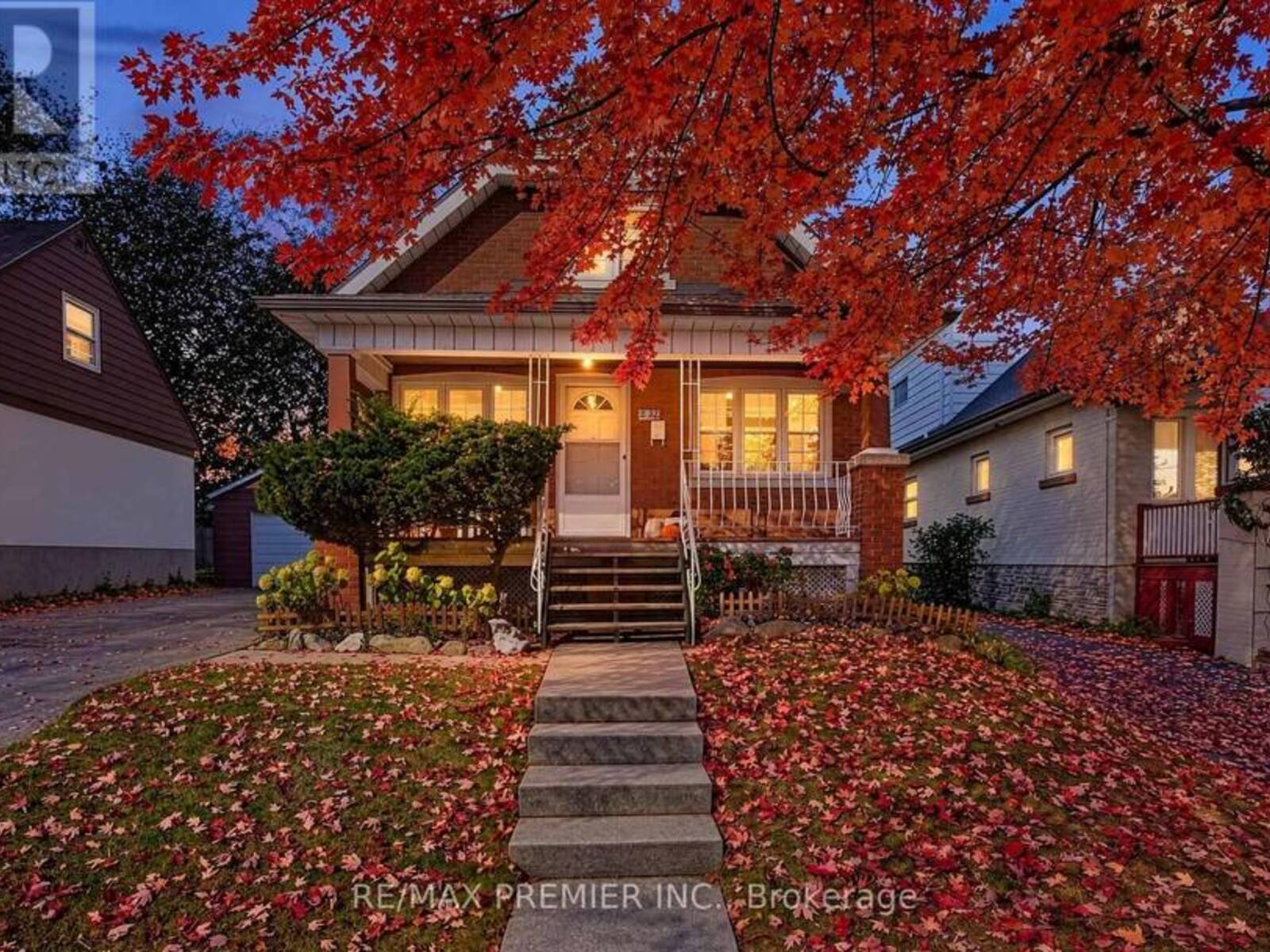 232 JOHN STREET, Toronto, Ontario M9N 1K2