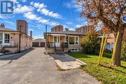 21 NEAMES CRESCENT | Toronto Ontario | Slide Image Three