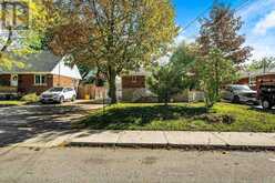 135 HOWARD AVENUE | Hamilton Ontario | Slide Image Three