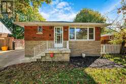 135 HOWARD AVENUE | Hamilton Ontario | Slide Image Five