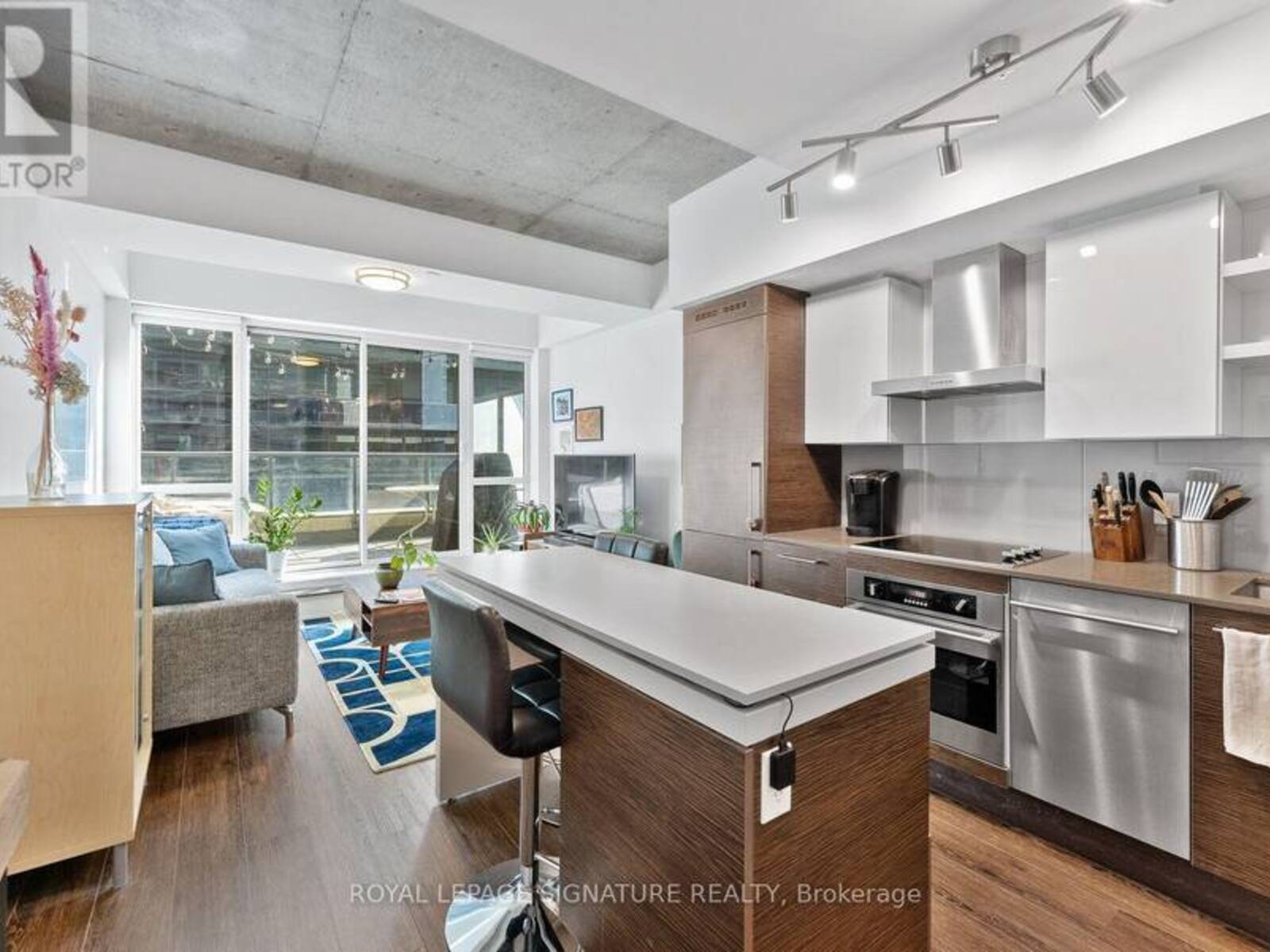333 - 1030 KING STREET W, Toronto, Ontario M6K 0B4