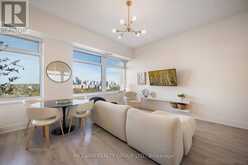 1602 - 111 ST CLAIR AVENUE W | Toronto Ontario | Slide Image Nine