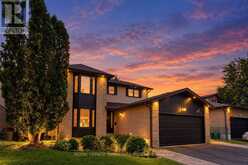 89 BATSON DRIVE | Aurora Ontario | Slide Image One