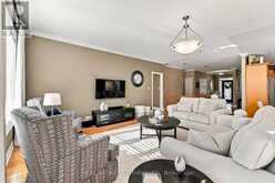 8 ASH GREEN LANE | Uxbridge Ontario | Slide Image Ten
