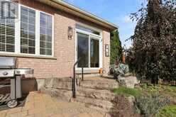 8 ASH GREEN LANE | Uxbridge Ontario | Slide Image Thirty-six