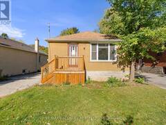 50 CONNAUGHT AVENUE Toronto Ontario, M2M 1G8