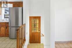 21 TULIP DRIVE | Toronto Ontario | Slide Image Eighteen