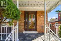 21 TULIP DRIVE | Toronto Ontario | Slide Image Two