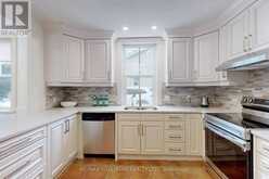 64 POWELL STREET | Richmond Hill Ontario | Slide Image Thirteen