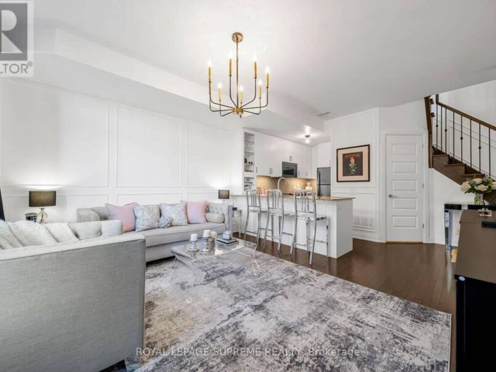 43 - 8167 KIPLING AVENUE, Vaughan, Ontario L4L 0G4